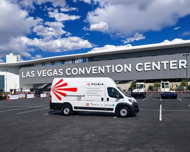 PHINIA mostra &nbsp;primeiro ve&iacute;culo comercial H2ICE homologado na ACT Expo 2026
